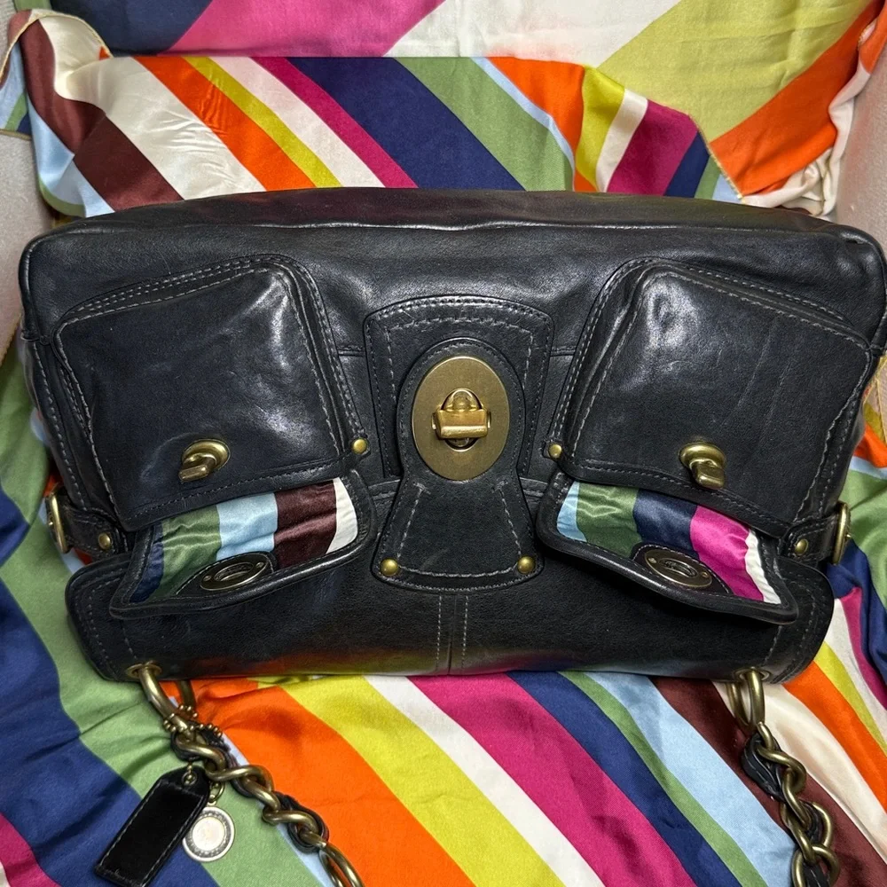Coach Black Legacy Set-Leigh satchel, Kisslock Wallet, Ltd Ed Clutch, Swingpack - Picture 12 of 13